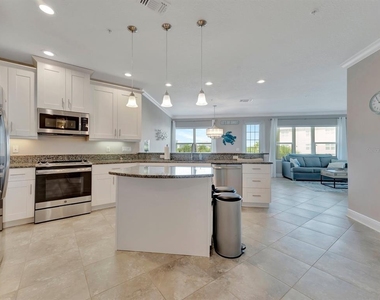 7840 34th Avenue W - Photo Thumbnail 7