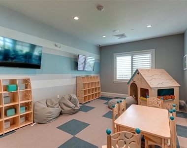 4909 Oyster Pearl Street - Photo Thumbnail 55