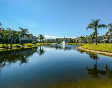7685 Plantation Circle - Photo Thumbnail 24