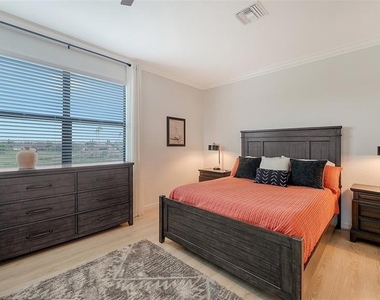 6512 Grand Estuary Trail - Photo Thumbnail 24