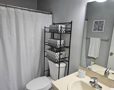 3533 59th Avenue W - Photo Thumbnail 14