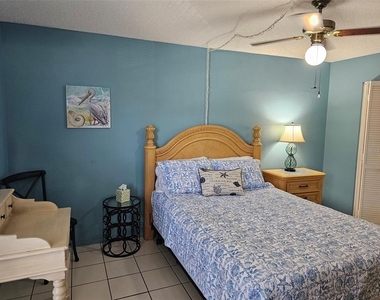 3533 59th Avenue W - Photo Thumbnail 9