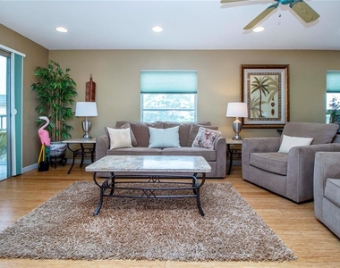 8625 Midnight Pass Road - Photo Thumbnail 21