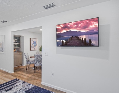2403 19th Avenue W - Photo Thumbnail 9