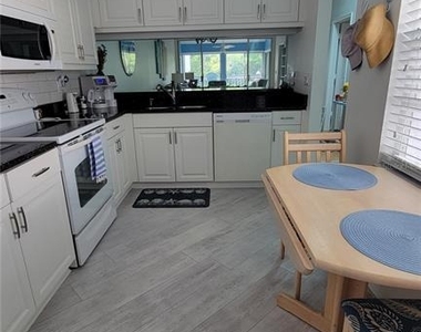 1318 Perico Point Circle - Photo Thumbnail 3