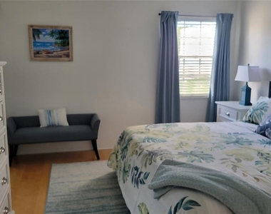 1318 Perico Point Circle - Photo Thumbnail 12