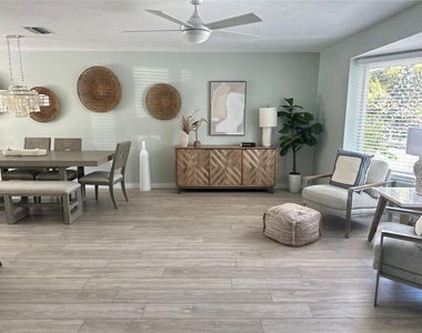 1723 Stanford Lane - Photo Thumbnail 5