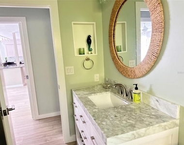 1723 Stanford Lane - Photo Thumbnail 21
