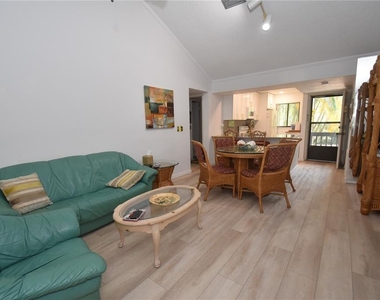 1720 Glenhouse Drive - Photo Thumbnail 8