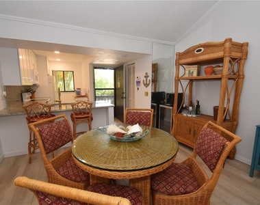 1720 Glenhouse Drive - Photo Thumbnail 4