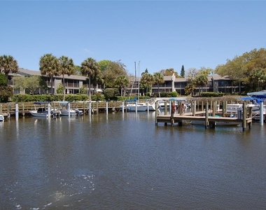 1720 Glenhouse Drive - Photo Thumbnail 24