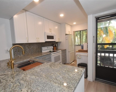 1720 Glenhouse Drive - Photo Thumbnail 3