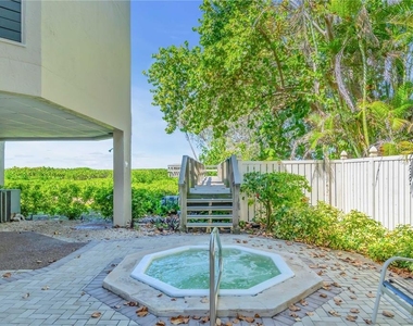 5611 Gulf Of Mexico Drive - Photo Thumbnail 27