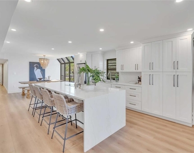 5611 Gulf Of Mexico Drive - Photo Thumbnail 23