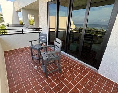 1465 Gulf Of Mexico Drive - Photo Thumbnail 40