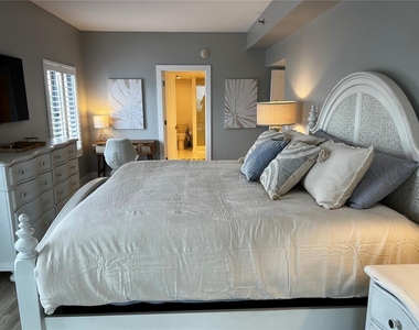 1465 Gulf Of Mexico Drive - Photo Thumbnail 22