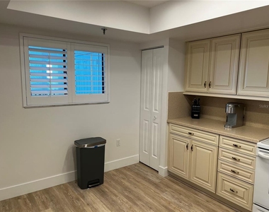 1465 Gulf Of Mexico Drive - Photo Thumbnail 12