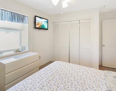 1304 Siesta Bayside Drive - Photo Thumbnail 39