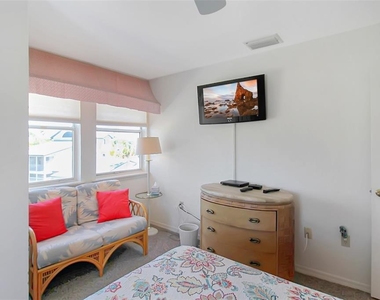 1304 Siesta Bayside Drive - Photo Thumbnail 37