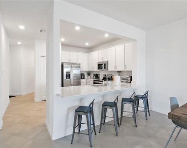 8829 Saint Kitts Circle - Photo Thumbnail 20