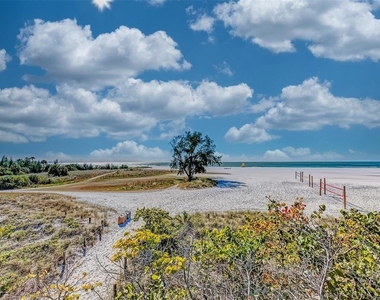 5216 Calle De Costa Rica - Photo Thumbnail 48
