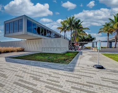 5216 Calle De Costa Rica - Photo Thumbnail 60