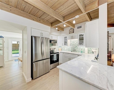 5216 Calle De Costa Rica - Photo Thumbnail 14