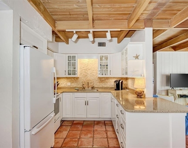 5216 Calle De Costa Rica - Photo Thumbnail 11