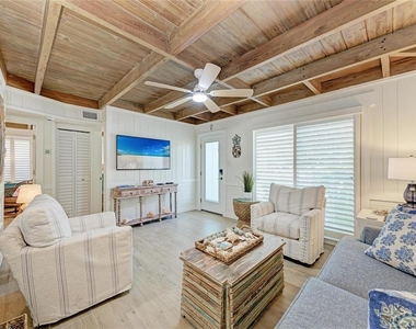 5216 Calle De Costa Rica - Photo Thumbnail 12
