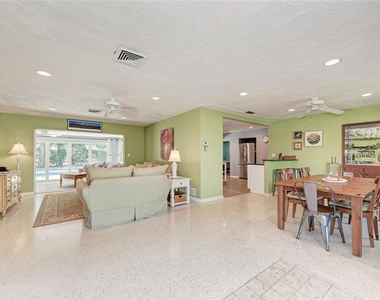 5640 Cape Leyte Drive - Photo Thumbnail 9