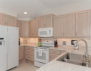 5577 Contento Drive - Photo Thumbnail 17