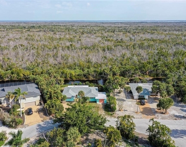 1057 Blue Heron Drive - Photo Thumbnail 3