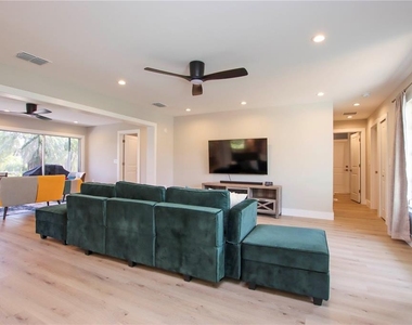 1057 Blue Heron Drive - Photo Thumbnail 19