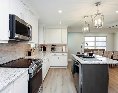 1057 Blue Heron Drive - Photo Thumbnail 32