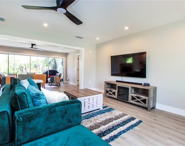 1057 Blue Heron Drive - Photo Thumbnail 20
