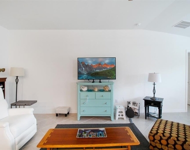 1346 Fireside Street - Photo Thumbnail 29