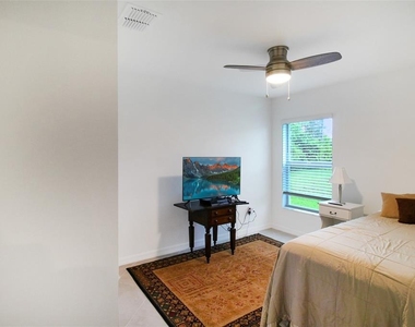 1346 Fireside Street - Photo Thumbnail 4