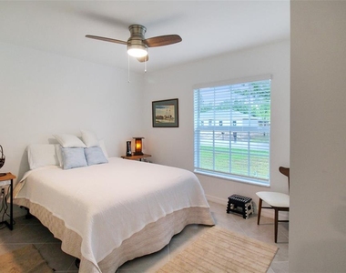 1346 Fireside Street - Photo Thumbnail 11