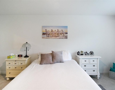 1346 Fireside Street - Photo Thumbnail 33