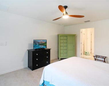 1346 Fireside Street - Photo Thumbnail 34