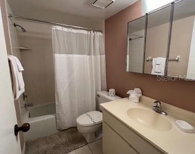 7205 Curtiss Avenue - Photo Thumbnail 14