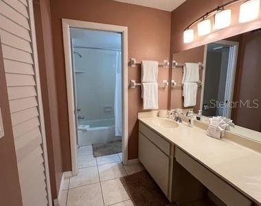 7205 Curtiss Avenue - Photo Thumbnail 10