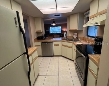 7205 Curtiss Avenue - Photo Thumbnail 4