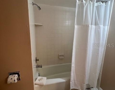7205 Curtiss Avenue - Photo Thumbnail 11