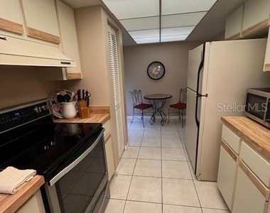 7205 Curtiss Avenue - Photo Thumbnail 2