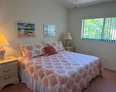 5555 Ashton Way - Photo Thumbnail 16