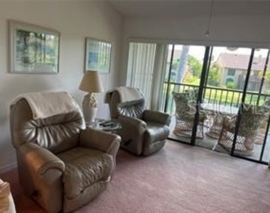 5555 Ashton Way - Photo Thumbnail 11