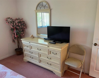 5555 Ashton Way - Photo Thumbnail 17