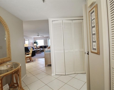 1333 Siesta Bayside Drive - Photo Thumbnail 3