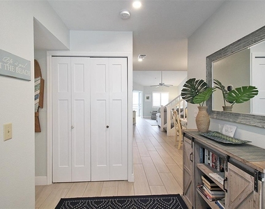 1275 Siesta Bayside Drive - Photo Thumbnail 3